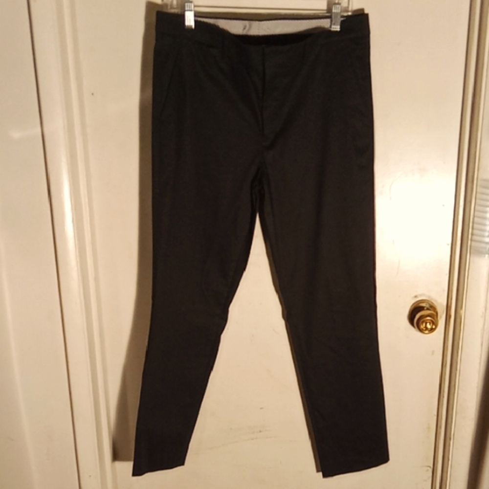Express Slacks. 32 - 30 extra slim.